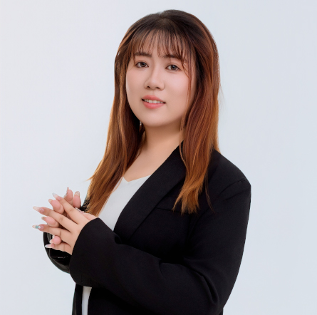 田叶蕊  市场部专员